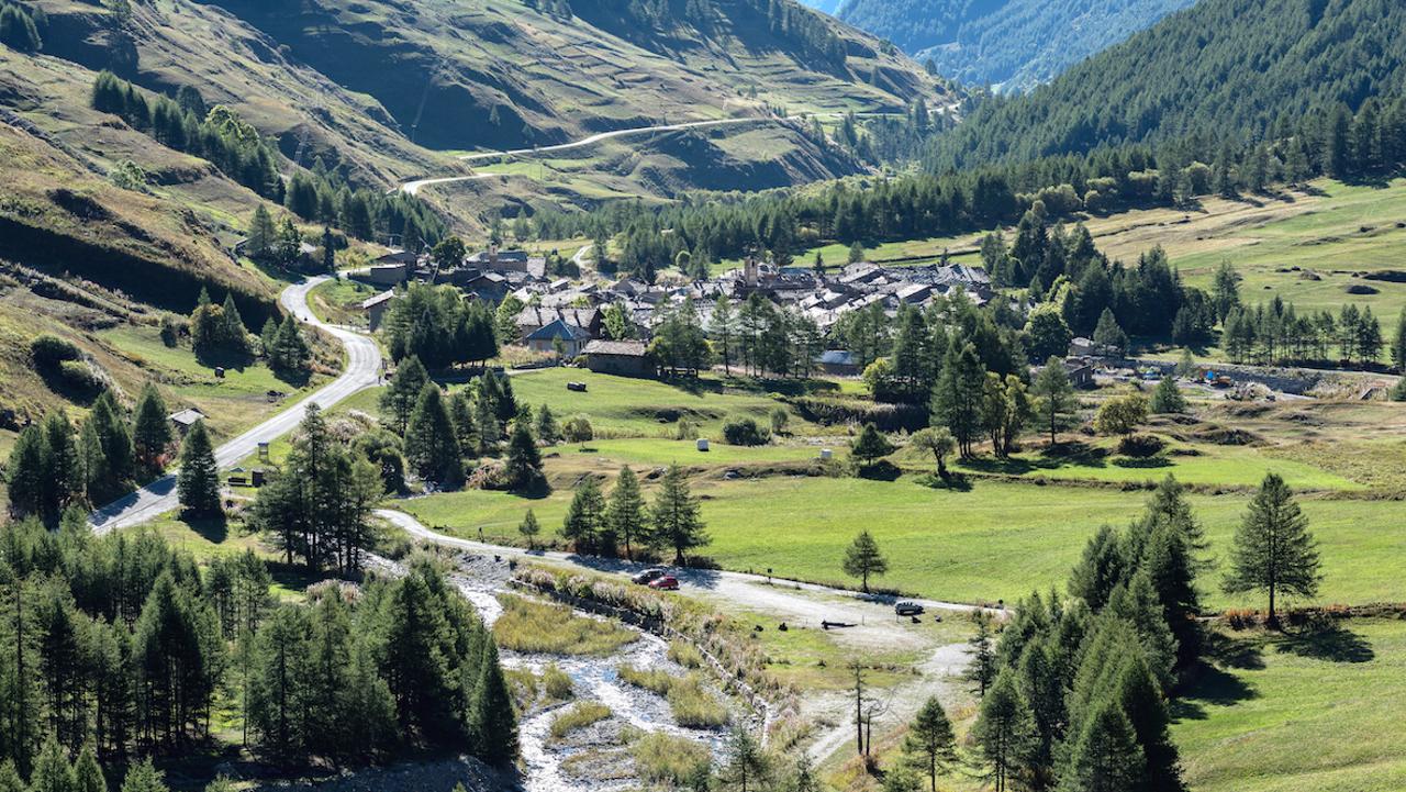 VALLE VARAITA TREKKING